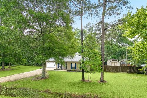 66132 Cypress St, Mandeville, LA, 70448-8712 | Card Image