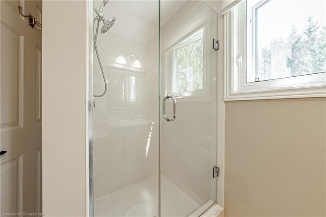 6 Iris Crt, House other with 7 bedrooms, 4 bathrooms and 13 parking in Carlisle ON | Image 26