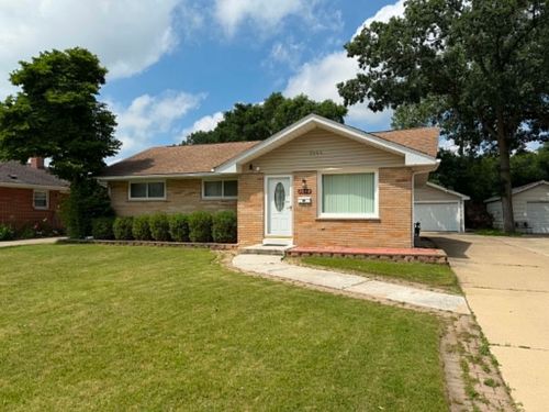 2444 Linden Ave, WAUKEGAN, IL, 60087-3117 | Card Image