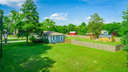 61 Cedar Ln, Trenton, GA, 30752-3037 | Card Image