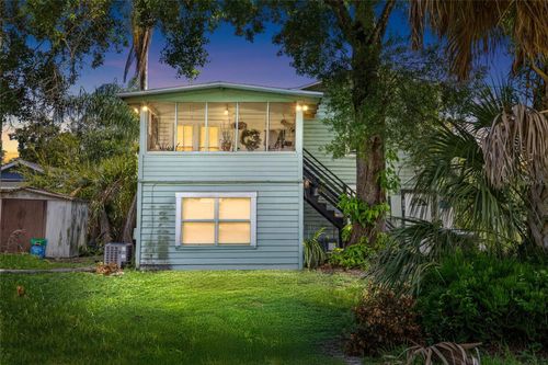 128 W North St, TAMPA, FL, 33604-6076 | Card Image