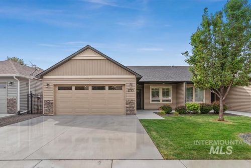 2753 E Apricot Dr, Meridian, ID, 83646-7400 | Card Image