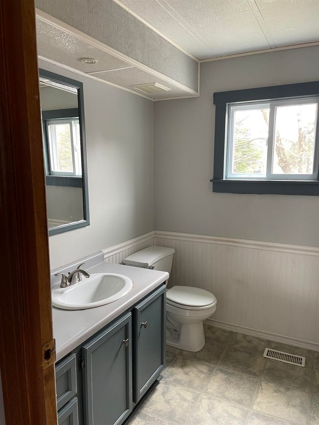 19 West St, House other with 2 bedrooms, 1 bathrooms and null parking in Waterbury VT | Image 18