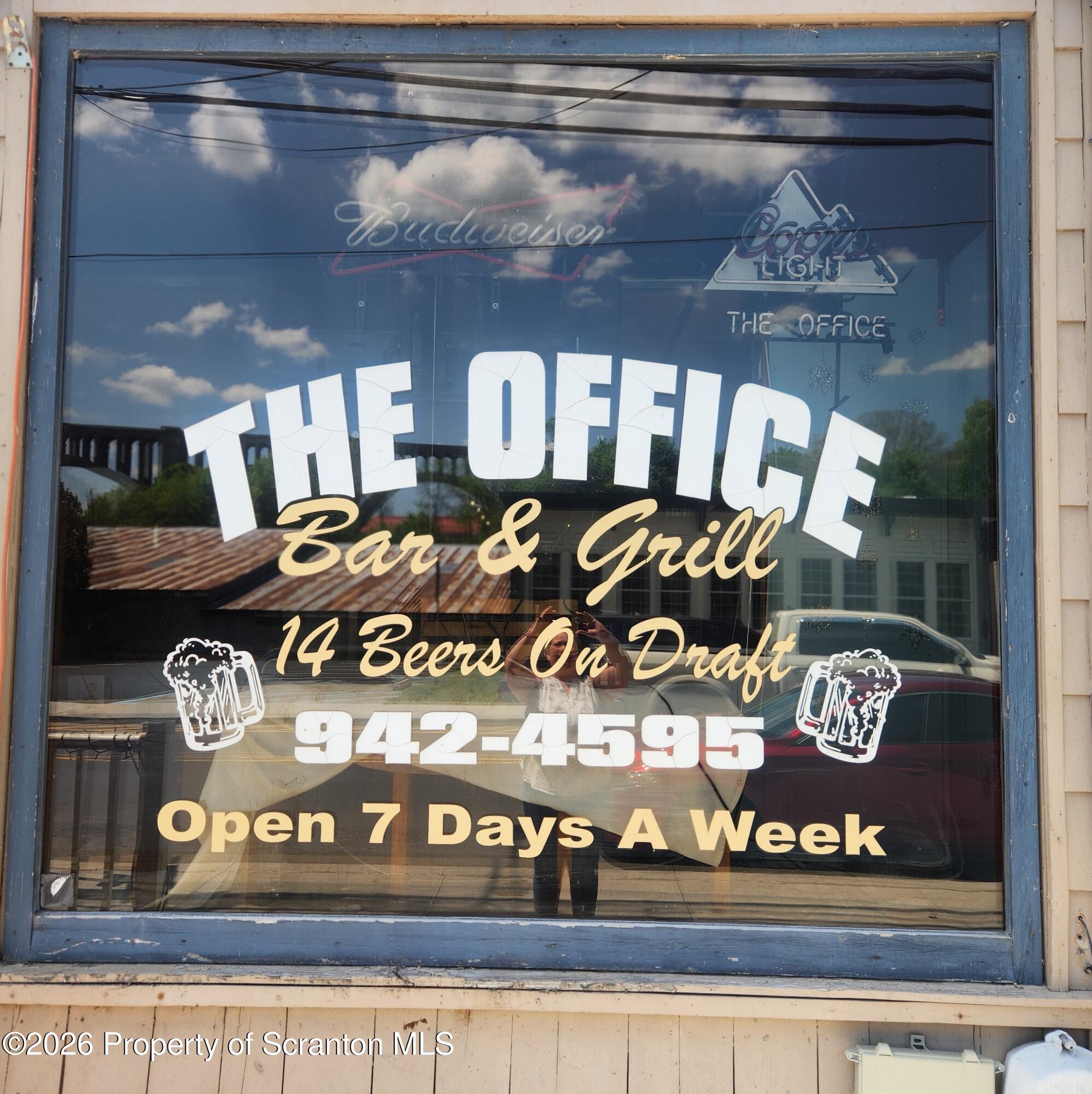 271 Main St, Nicholson, PA 18446