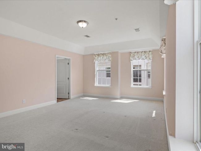 UNIT-407 - 9204 Charleston Dr, Condo with 3 bedrooms, 2 bathrooms and null parking in MANASSAS VA | Image 22