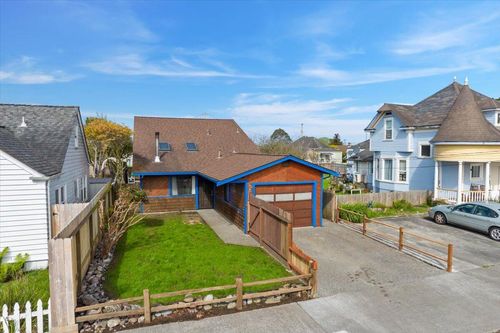 3234 Pine St, Eureka, CA, 95503-5139 | Card Image