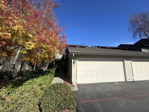 572 Spinnaker Ct, Santa Cruz, CA, 95062 | Card Image