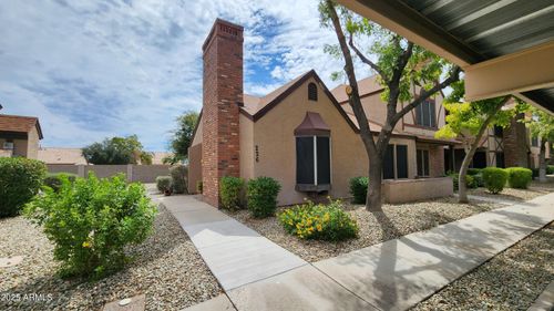 226-7977 W Wacker Rd, Peoria, AZ, 85381-4063 | Card Image