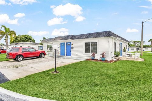 34 Hamlin Ct, LEHIGH ACRES, FL, 33936-7236 | Card Image
