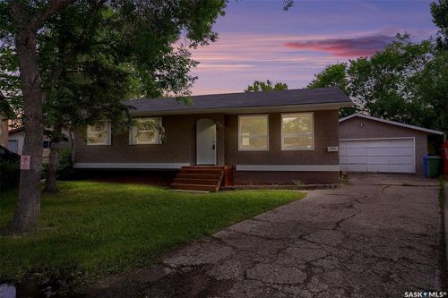 34 Armstrong Bay, Regina, SK, S4N4G7 | Card Image