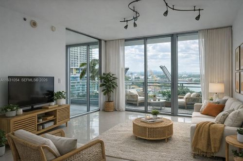 apt-1408-92 Sw 3rd St, Miami, FL, 33130-3076 | Card Image