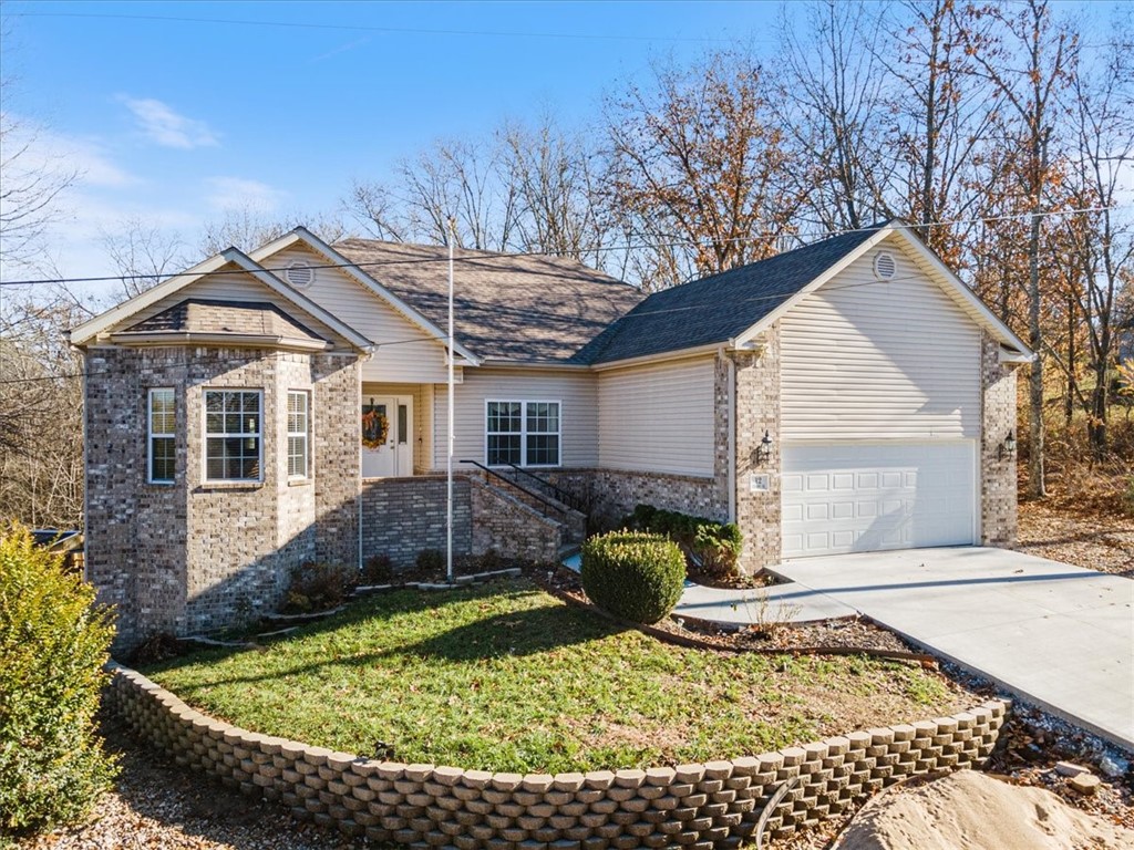 12 Goldsby Drive, For Sale in Bella Vista Zoocasa