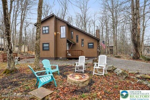 9390 Birch Ln, Tobyhanna, PA, 18466-3846 | Card Image