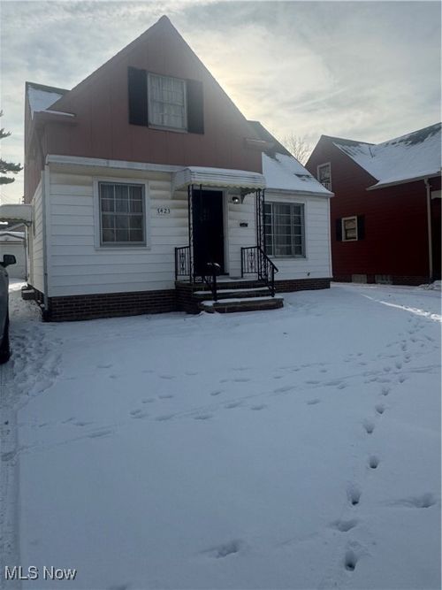 7423 Woodhaven Ave, Brooklyn, OH, 44144-1351 | Card Image