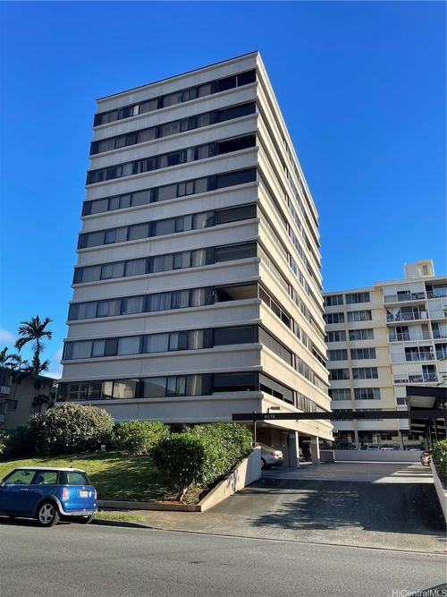 apt-701-1330 Heulu St, Honolulu, HI, 96822-5516 | Card Image