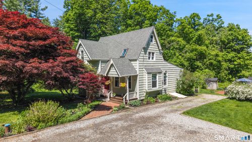 159 Cross Hwy, Redding, CT, 06896-2102 | Card Image