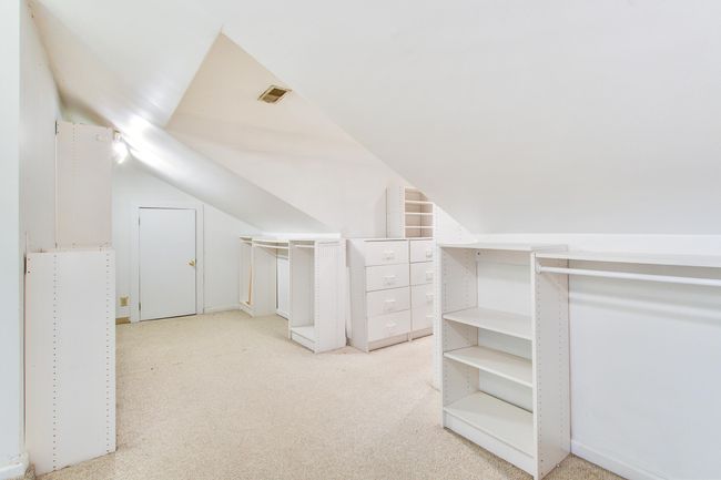 Primary Closet | Image 39