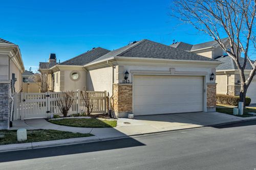1143 W Hollow View Way, West Jordan, UT, 84084-2525 | Card Image