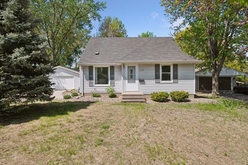 6226 James Ave S, Richfield, MN, 55423-1226 | Card Image