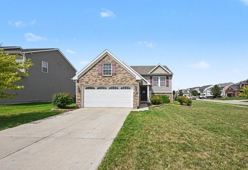 9217 Country View Dr, Ypsilanti, MI, 48197-6651 | Card Image