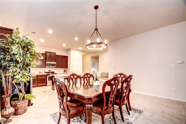 This space is easily customized to fit your family's needs. | Image 12
