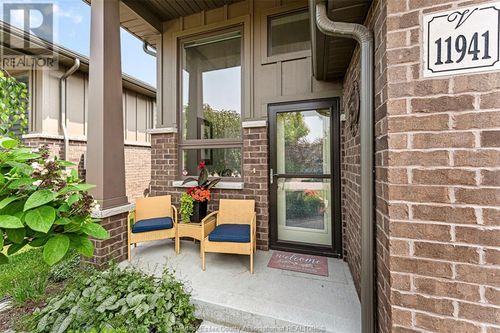 11941 Maitland Ave, Windsor, ON, N8P0B9 | Card Image