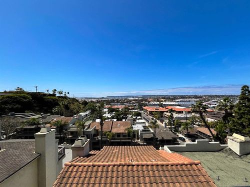 apt-a7-2235 Linwood St, San Diego, CA, 92110-2873 | Card Image