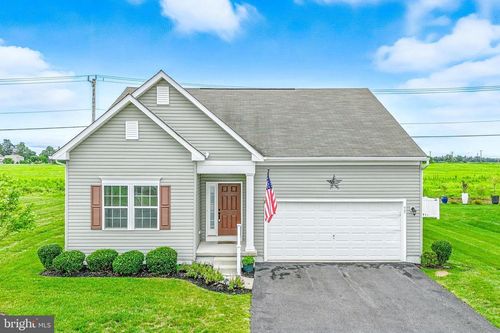 77 Climbing Vine Ave, SMYRNA, DE, 19977-3983 | Card Image