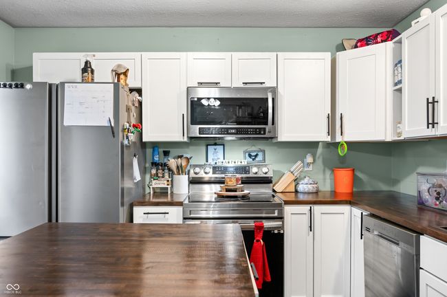 110 9 Th St, House other with 3 bedrooms, 2 bathrooms and null parking in Seymour IN | Image 7
