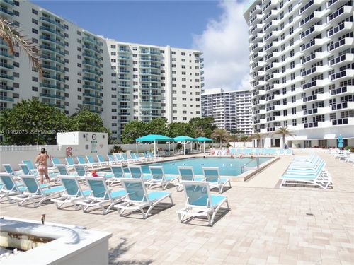 607-3725 S Ocean Dr, Hollywood, FL, 33019-2908 | Card Image