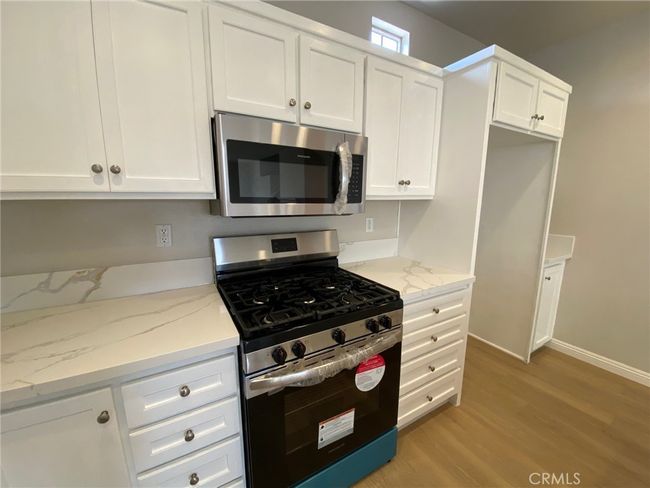 5 - 7647 Creole Pl, Townhouse with 3 bedrooms, 4 bathrooms and 2 parking in Rancho Cucamonga CA | Image 9