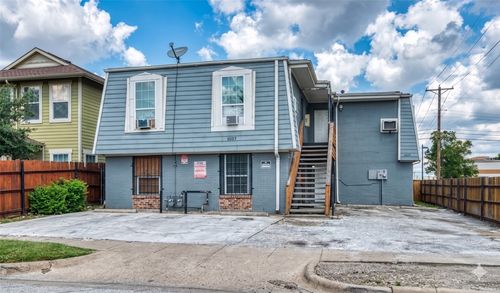 1037 E Tucker St, Fort Worth, TX, 76104-1502 | Card Image