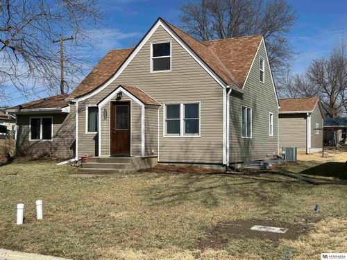 300 Adams St, Clatonia, NE, 68328-5019 | Card Image