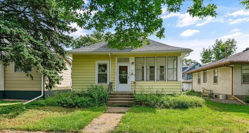 1066 22nd Ave Se, Minneapolis, MN, 55414-2542 | Card Image