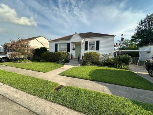 6 San Carlos Ave, Jefferson, LA, 70121-2220 | Card Image