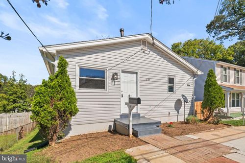 6134 Perry St, Landover, MD, 20785-1046 | Card Image