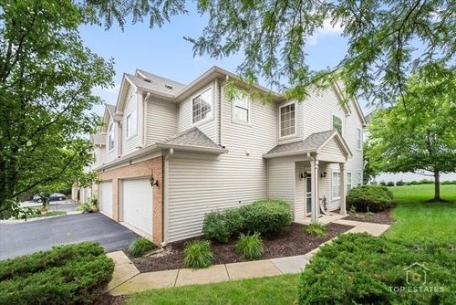 452 Jamestown Ct, Aurora, IL, 60502-6473 | Card Image