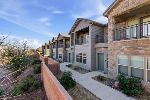 unit-65-350 W Old Highway 91, Ivins, UT, 84738-5804 | Card Image