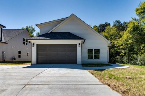 4789 Green Shanty Rd, Ooltewah, TN, 37363-9089 | Card Image
