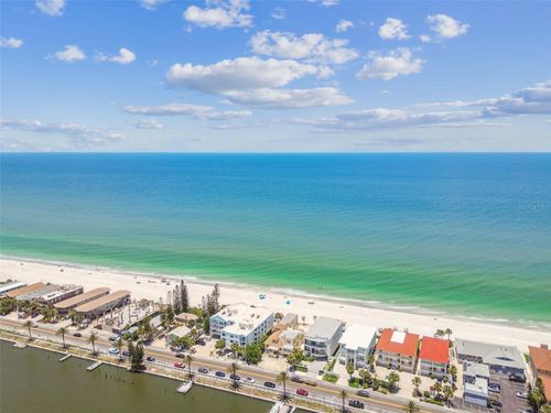 30 Gulf Blvd, Indian Rocks Beach, FL, 33785-2532 | Card Image