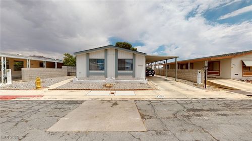 3058 Chimayo Ln, Las Vegas, NV, 89122-3332 | Card Image