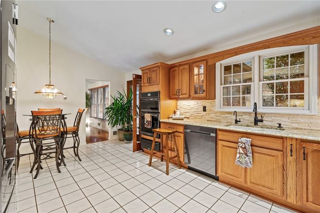 4948 Simmons Cir, House other with 4 bedrooms, 3 bathrooms and 3 parking in Export PA | Image 12