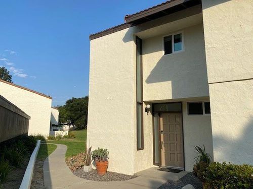 1-1062 Miramonte Dr, Santa Barbara, CA, 93109-1382 | Card Image