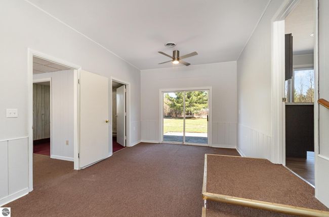 166 W M 55, House other with 3 bedrooms, 2 bathrooms and null parking in Tawas City MI | Image 9