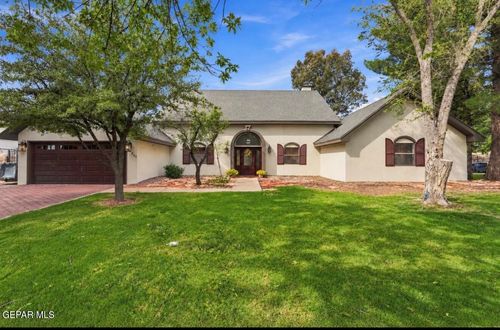 360 Rio Estancia Dr, El Paso, TX, 79932-2327 | Card Image