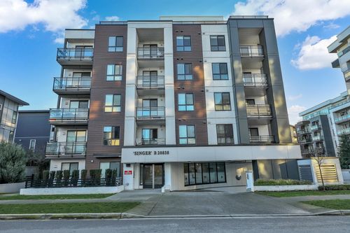 b102-20838 78b Ave, Langley, BC, V2Y3M2 | Card Image