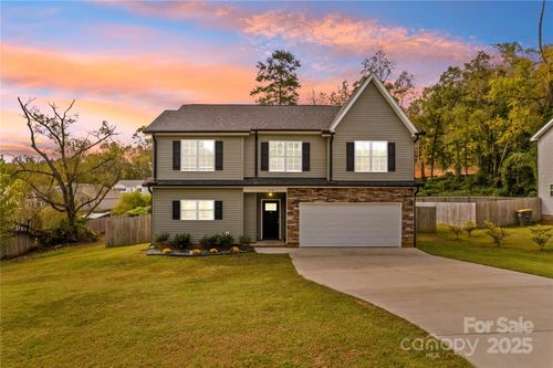 2518 Moose Rd, Kannapolis, NC, 28083-9783 | Card Image