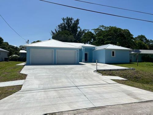 5911 Seagrape Dr, FORT PIERCE, FL, 34982-3265 | Card Image