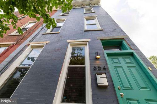 654 N 36th St, PHILADELPHIA, PA, 19104-1936 | Card Image