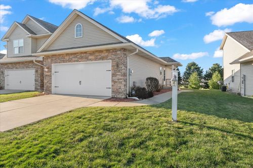 c-1703 Timber Wolf Ln, Mahomet, IL, 61853 | Card Image
